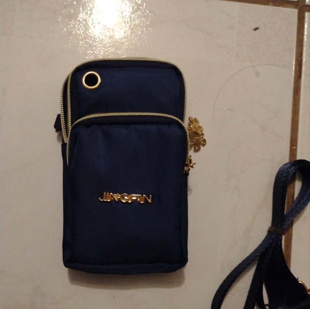 NWOT CROSSBODY